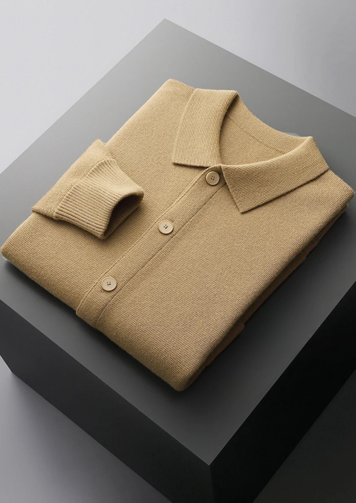 Herren Hemdjacke aus Strick mit Knopfleiste und Aufgesetzten Taschen