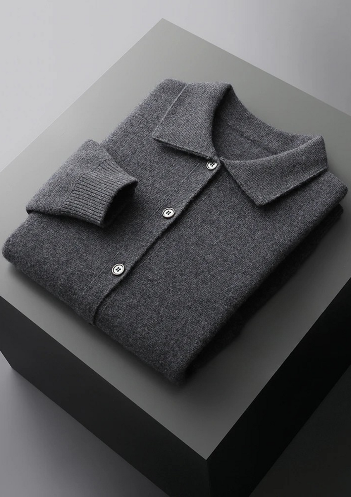 Herren Hemdjacke aus Strick mit Knopfleiste und Aufgesetzten Taschen