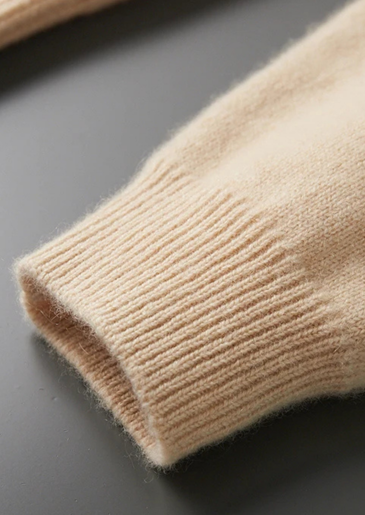 Herren Kapuzenpullover mit Kordelzug und Rippbündchen