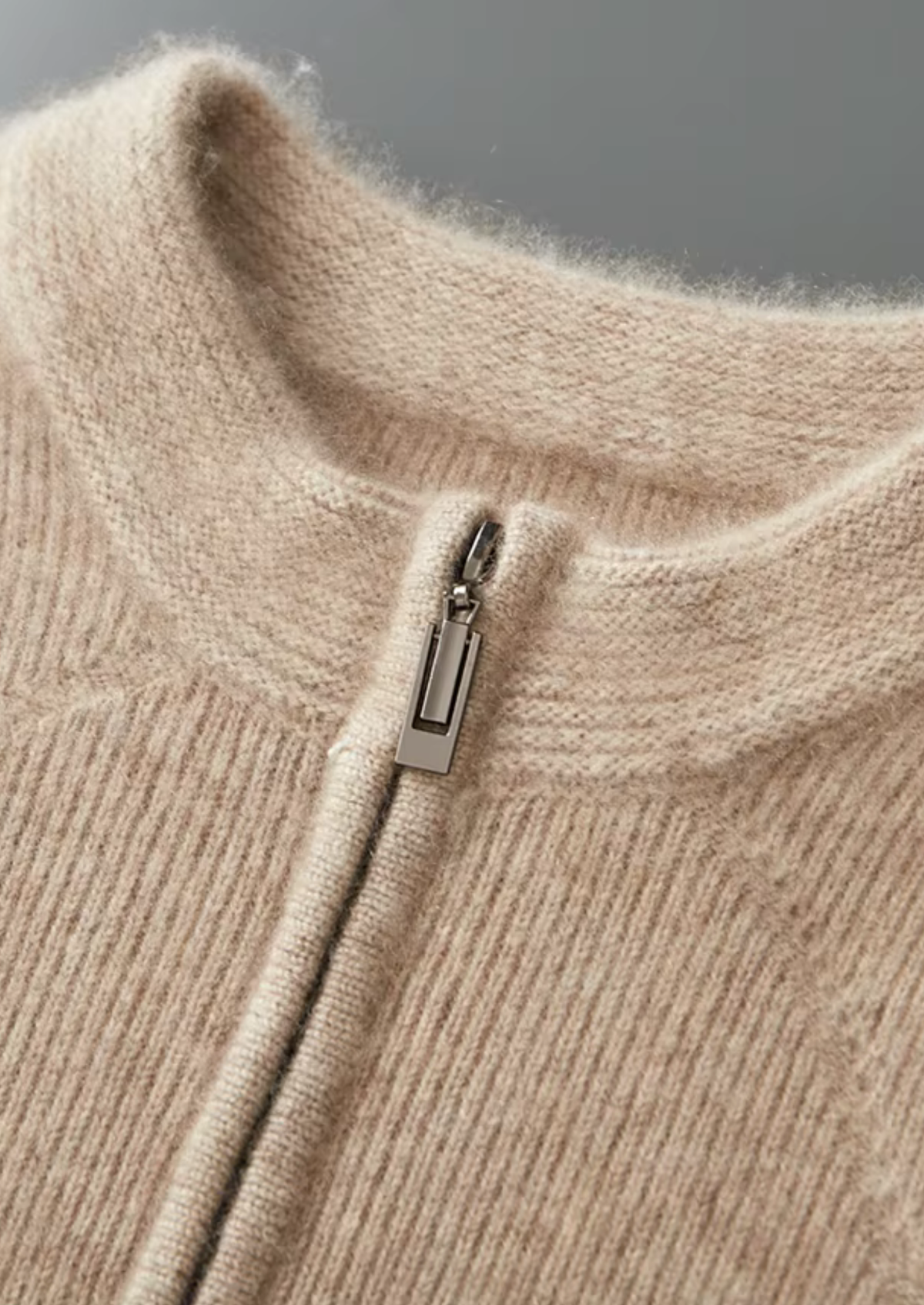 Herren Strickjacke mit Reißverschluss und Raglanärmeln