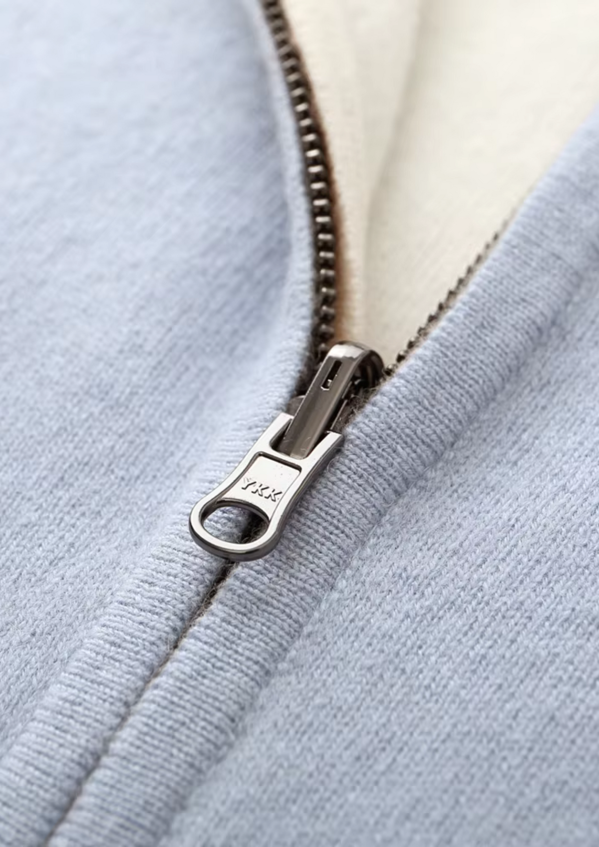 Herren Strickjacke mit Reißverschluss und Stehkragen