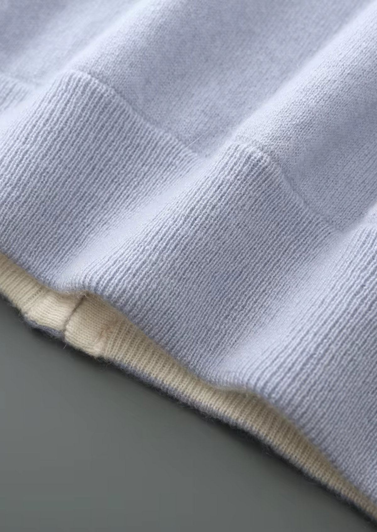 Herren Strickjacke mit Reißverschluss und Stehkragen