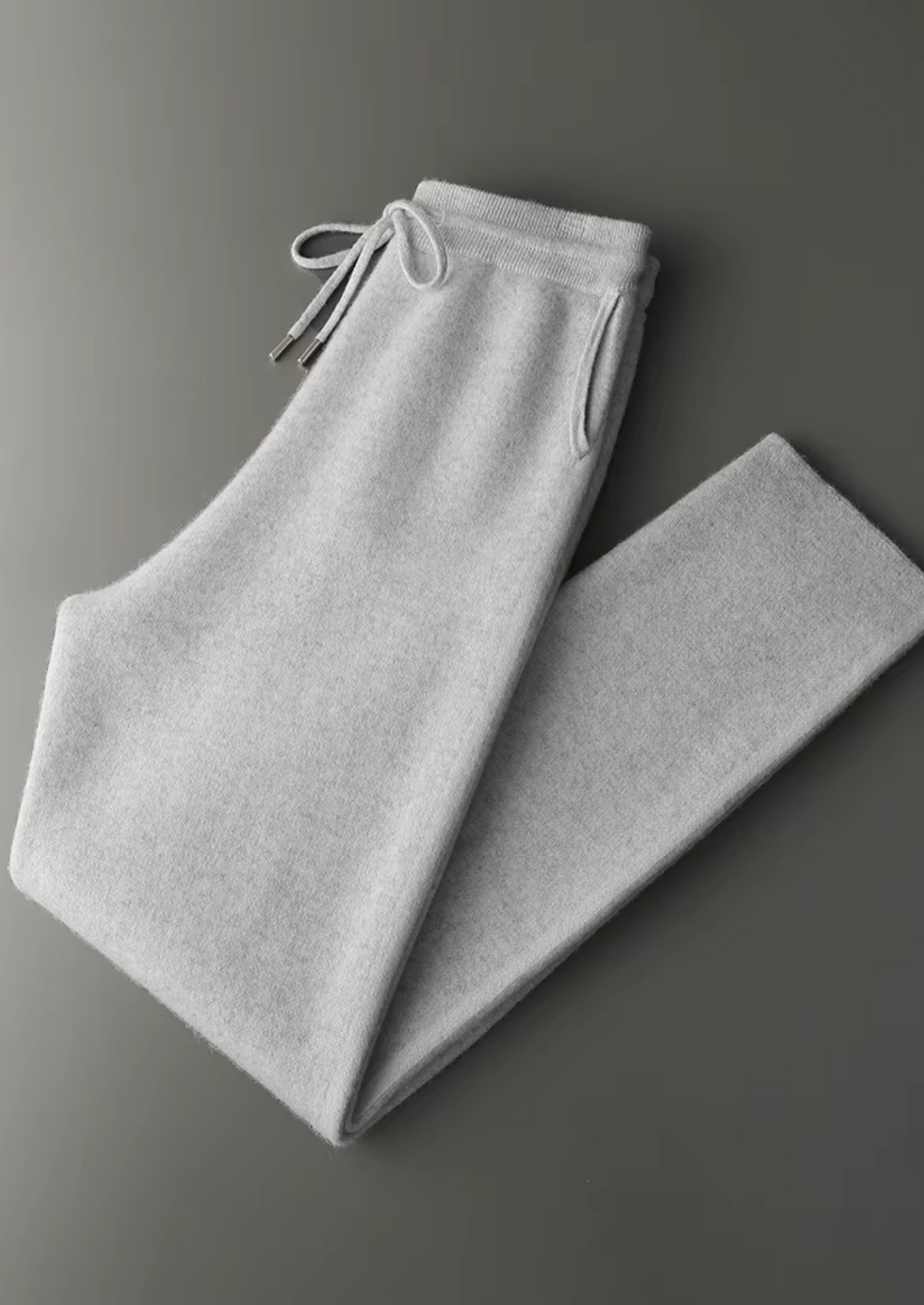 Herren Set mit Kapuzenjacke mit Rippbündchen und Jogginghose