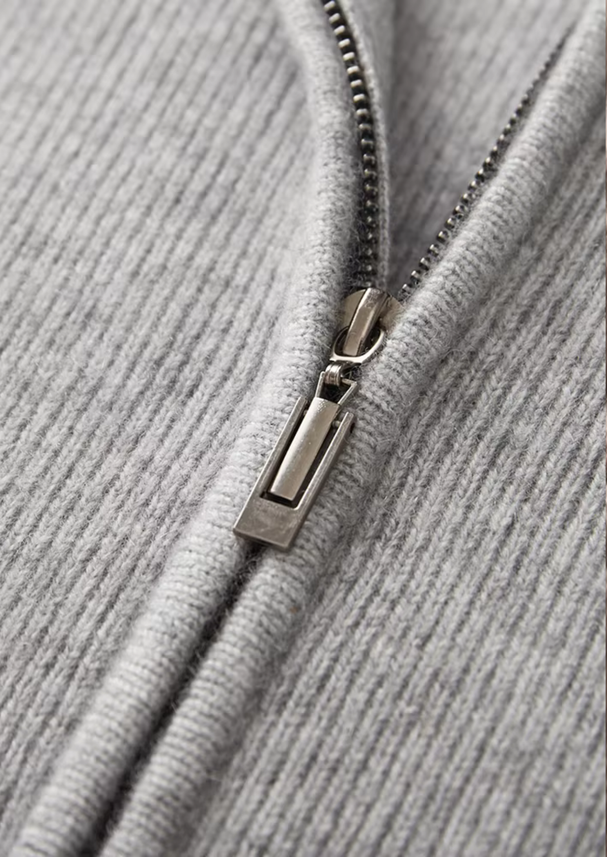Herren Strickjacke mit Reißverschluss und Raglanärmeln