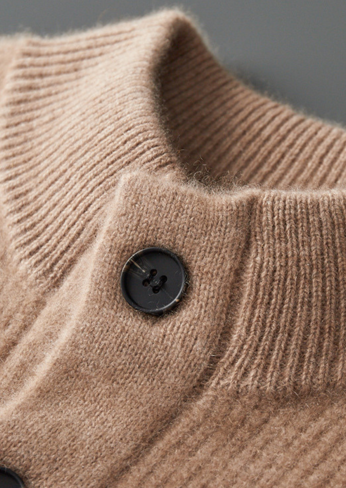 Herren Strickjacke mit Stehkragen und Aufgesetzten Taschen