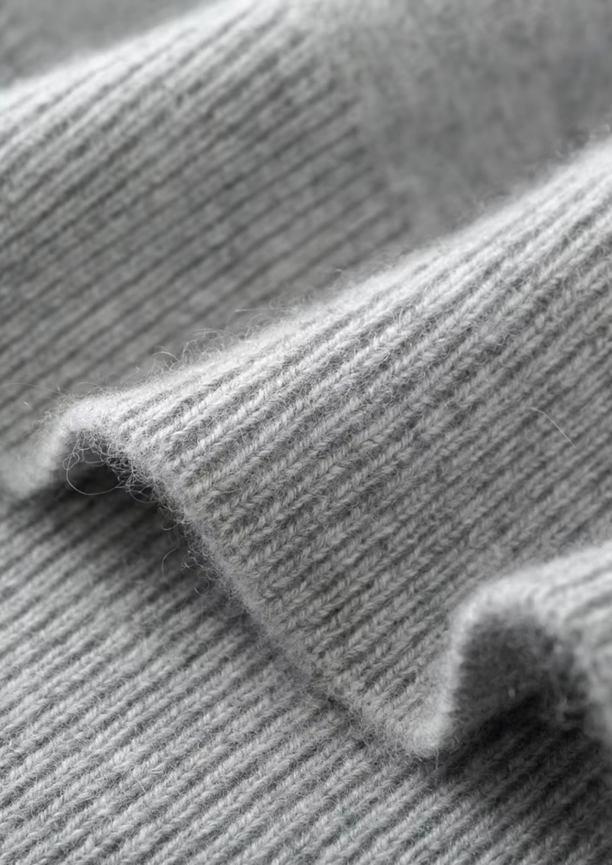 Herren Strickjacke mit V-Ausschnitt und Knopfleiste