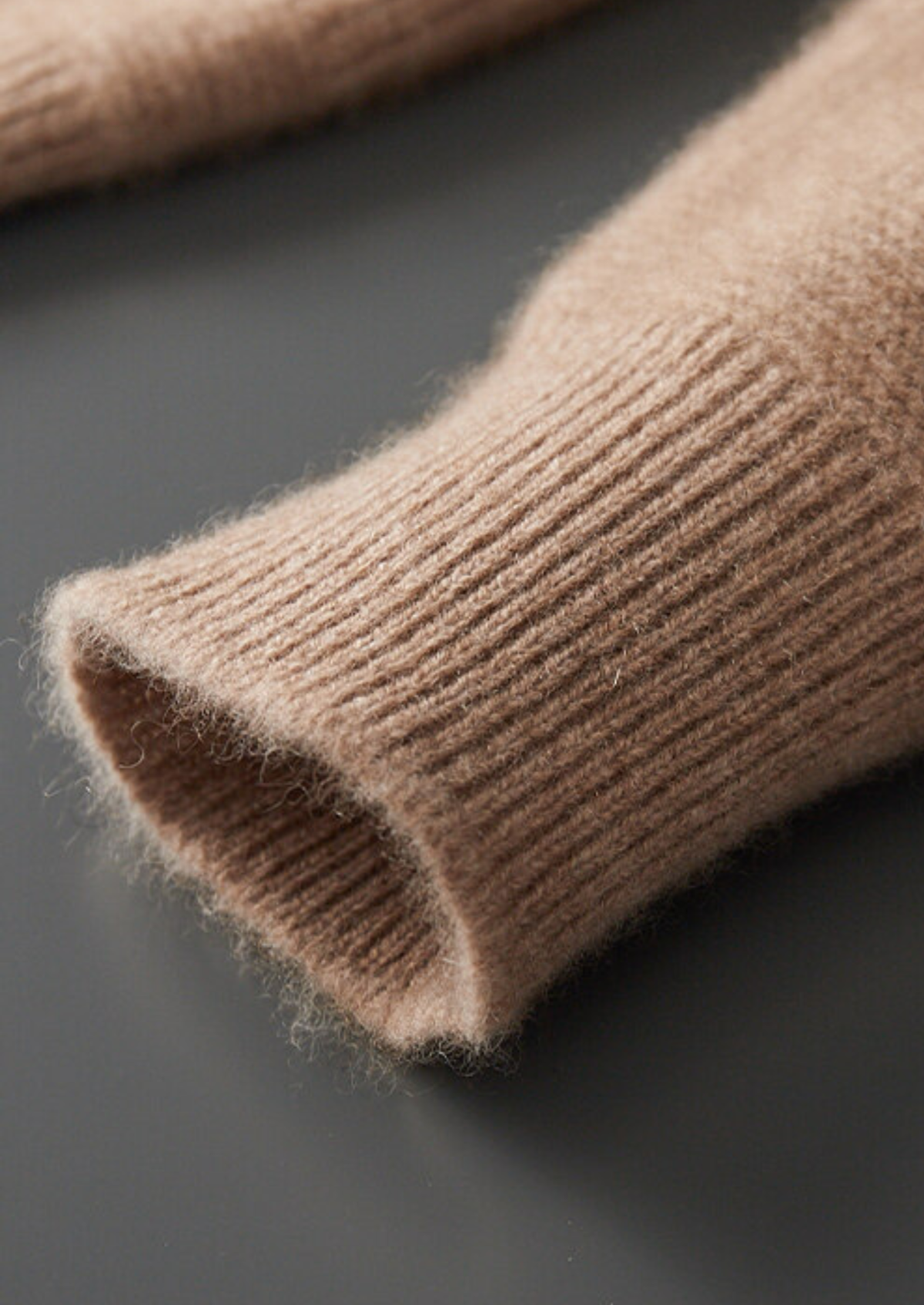 Herren Strickjacke mit Stehkragen und Aufgesetzten Taschen