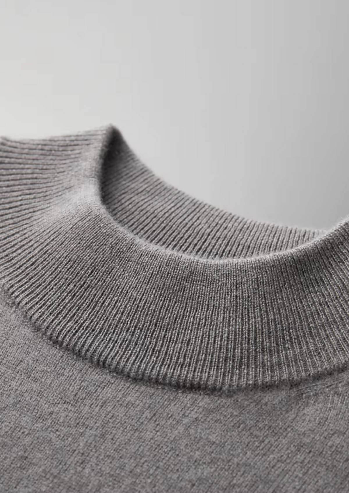 Herren Feinstrick-Shirt mit Stehkragen und Kurzen Ärmeln
