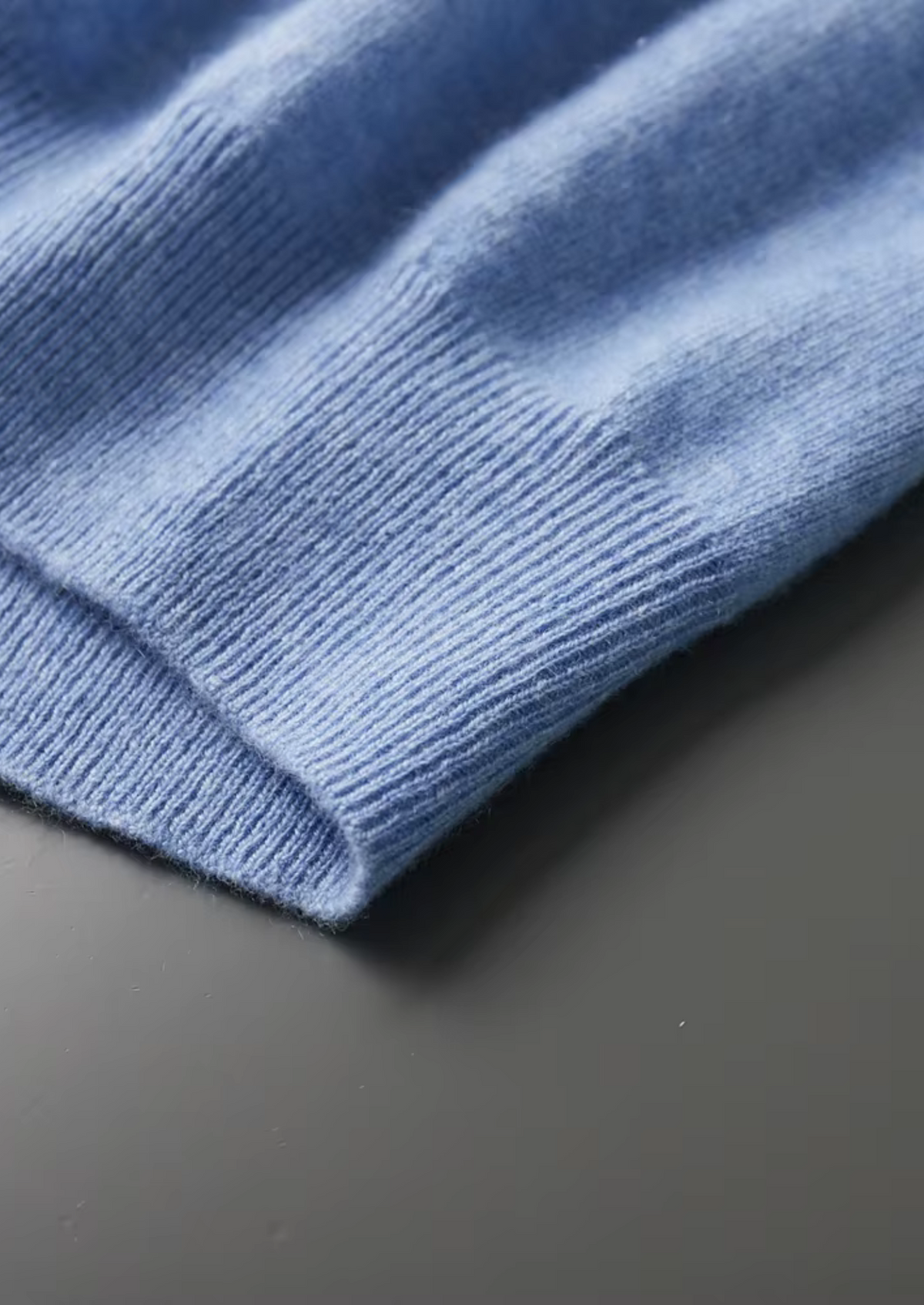 Herren Feinstrick-Shirt mit Rundhalsausschnitt und Kurzen Ärmeln