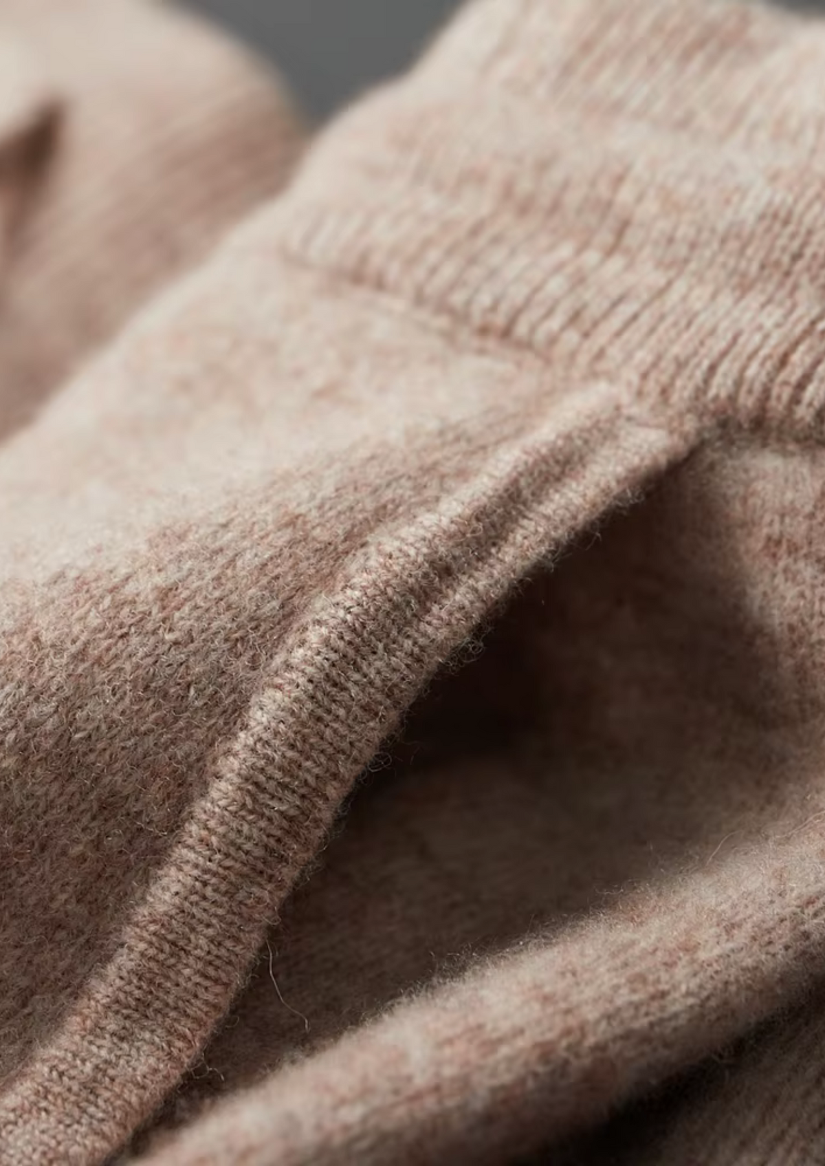 Herren Set mit Kapuzenjacke mit Känguru-Tasche und Jogginghose