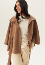 Damen Cape Jacke mit Knopfverschluss – Ansicht 8
