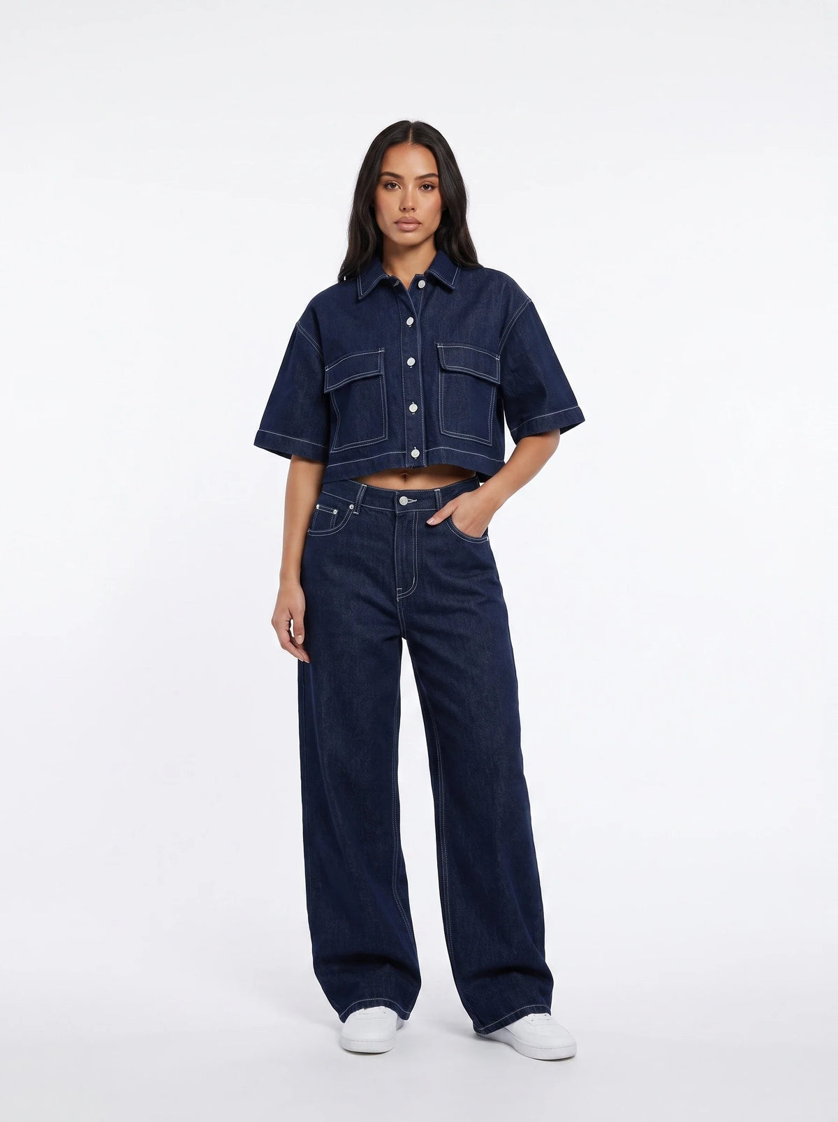 Damen Jeans Set mit Kurzem Hemd und Weiter Hose