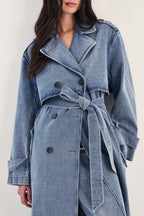 Damen Langer Denim Trenchcoat mit Gürtel und Zweireihigem Verschluss Ansicht 3