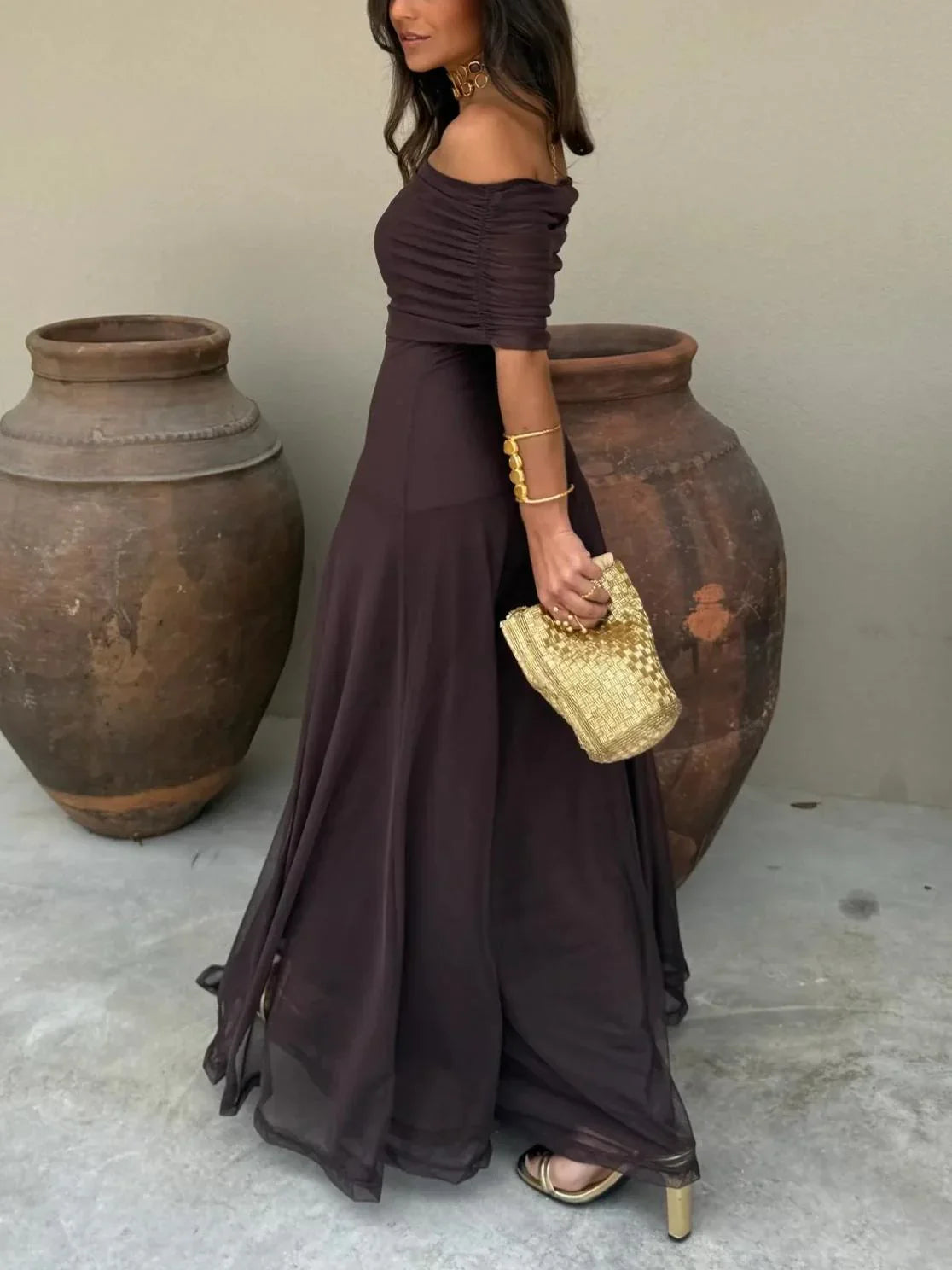 Damen Maxikleid mit gerafften schulterfreien Ärmeln und Chiffonrock Ansicht 2