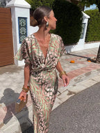 Damen Midikleid mit tiefem V-Ausschnitt und Metallic-Animal-Print Ansicht 3
