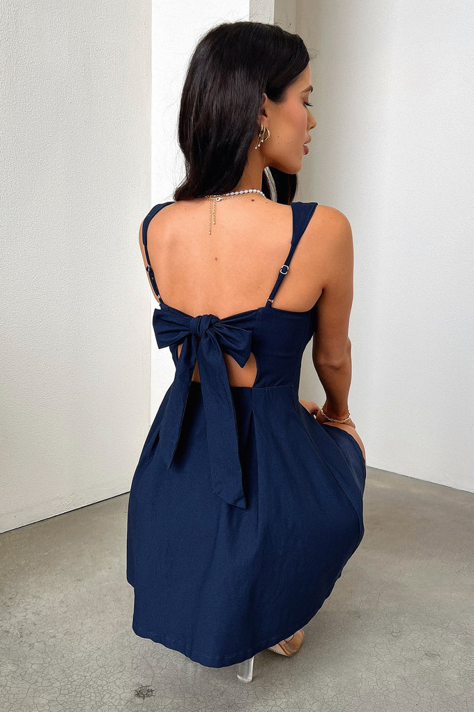 Damen Minikleid eckiger Ausschnitt Ansicht 2