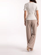 Damen Ripp Bluse mit Zierknöpfen und Volants – Ansicht 12