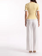 Damen Ripp Bluse mit Zierknöpfen und Volants – Ansicht 3
