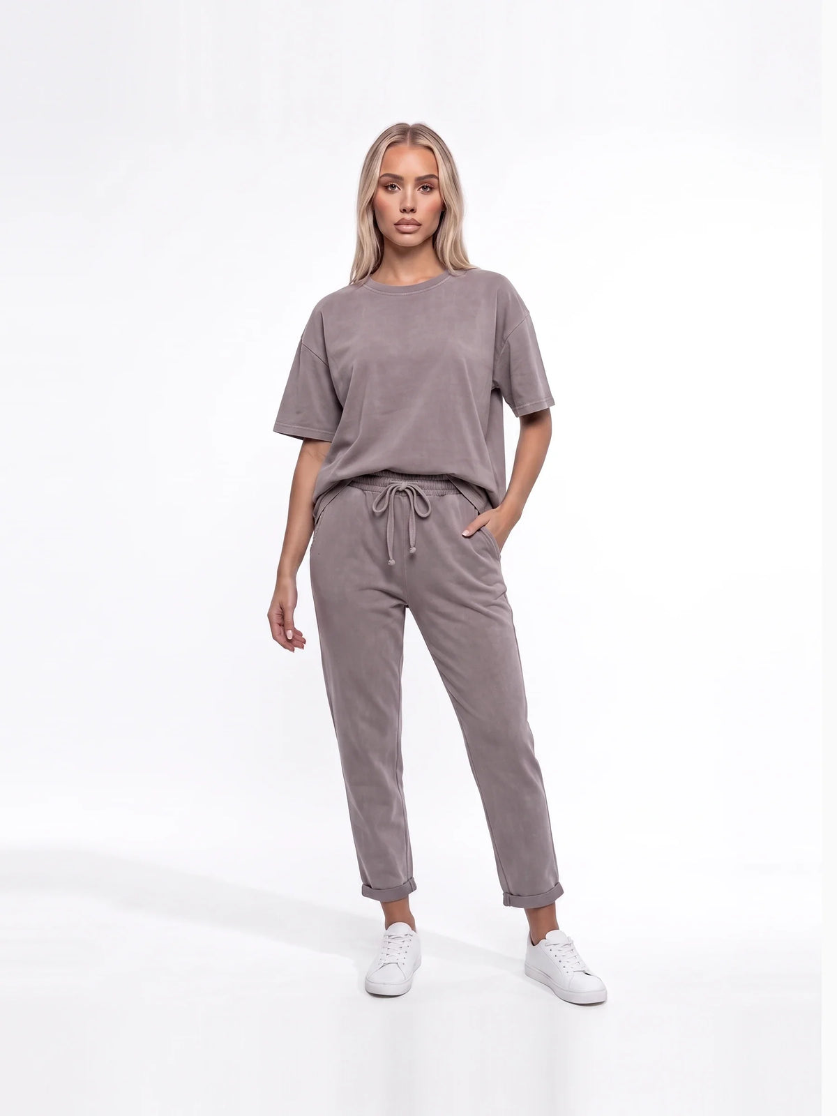 Damen Set mit Oversize T-Shirt und Joggerhose mit Bündchen