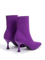 Paar Damen Sock Boots in Violett, Ansicht von hinten schräg