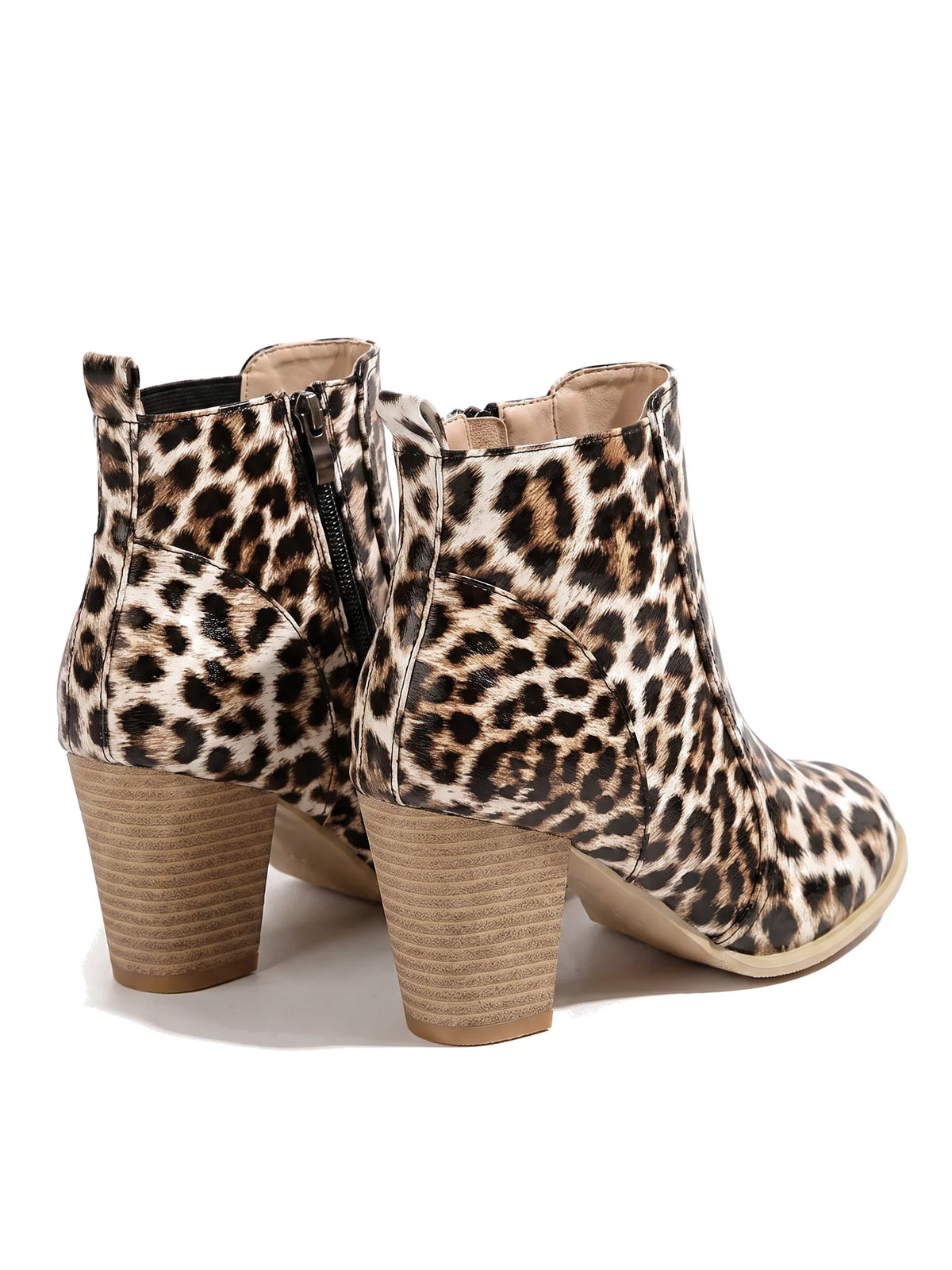 Paar Damen Stiefeletten im Leopardenmuster – Rückansicht