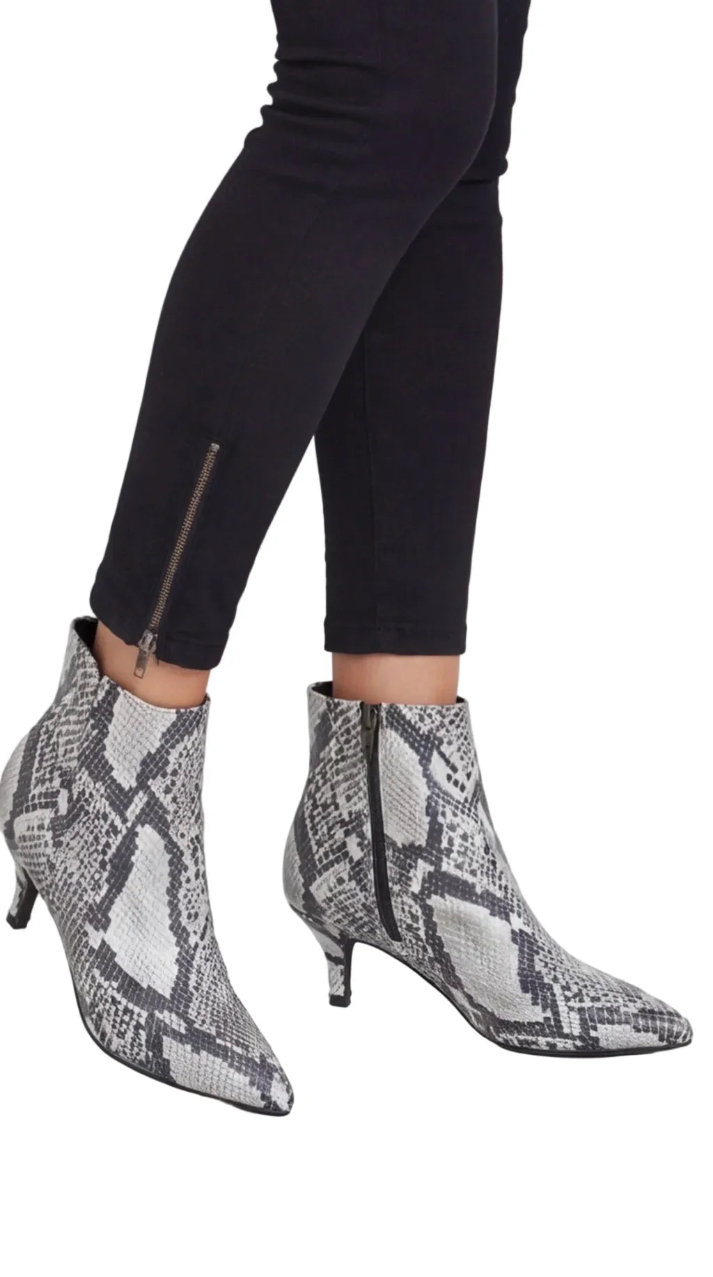 Damen Stiefeletten mit Schlangenmuster und schmalem Absatz