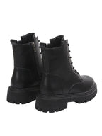 Paar Damen Worker Boots in Schwarz, Ansicht von hinten schräg
