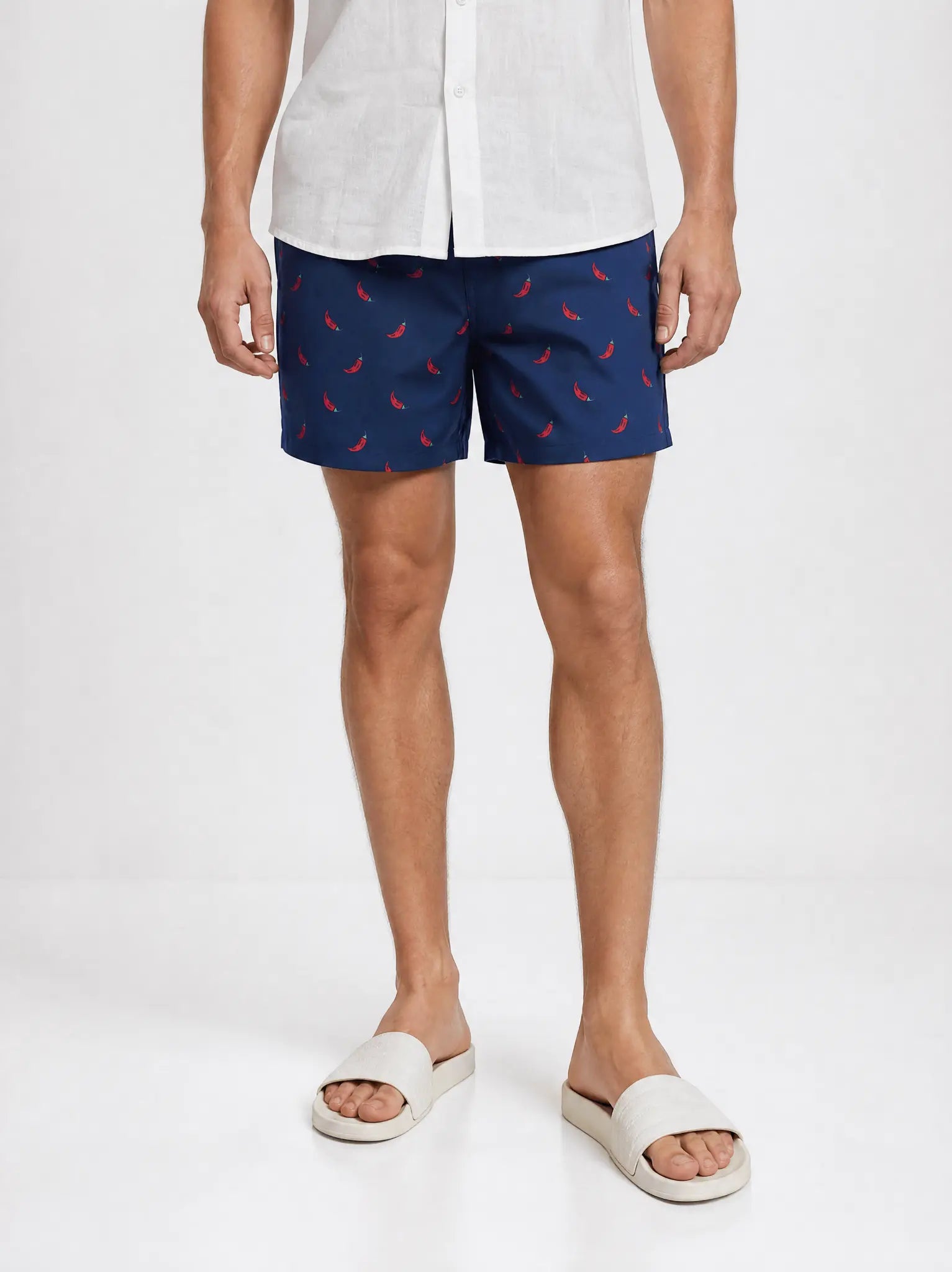 Herren Badeshorts mit Chilimuster