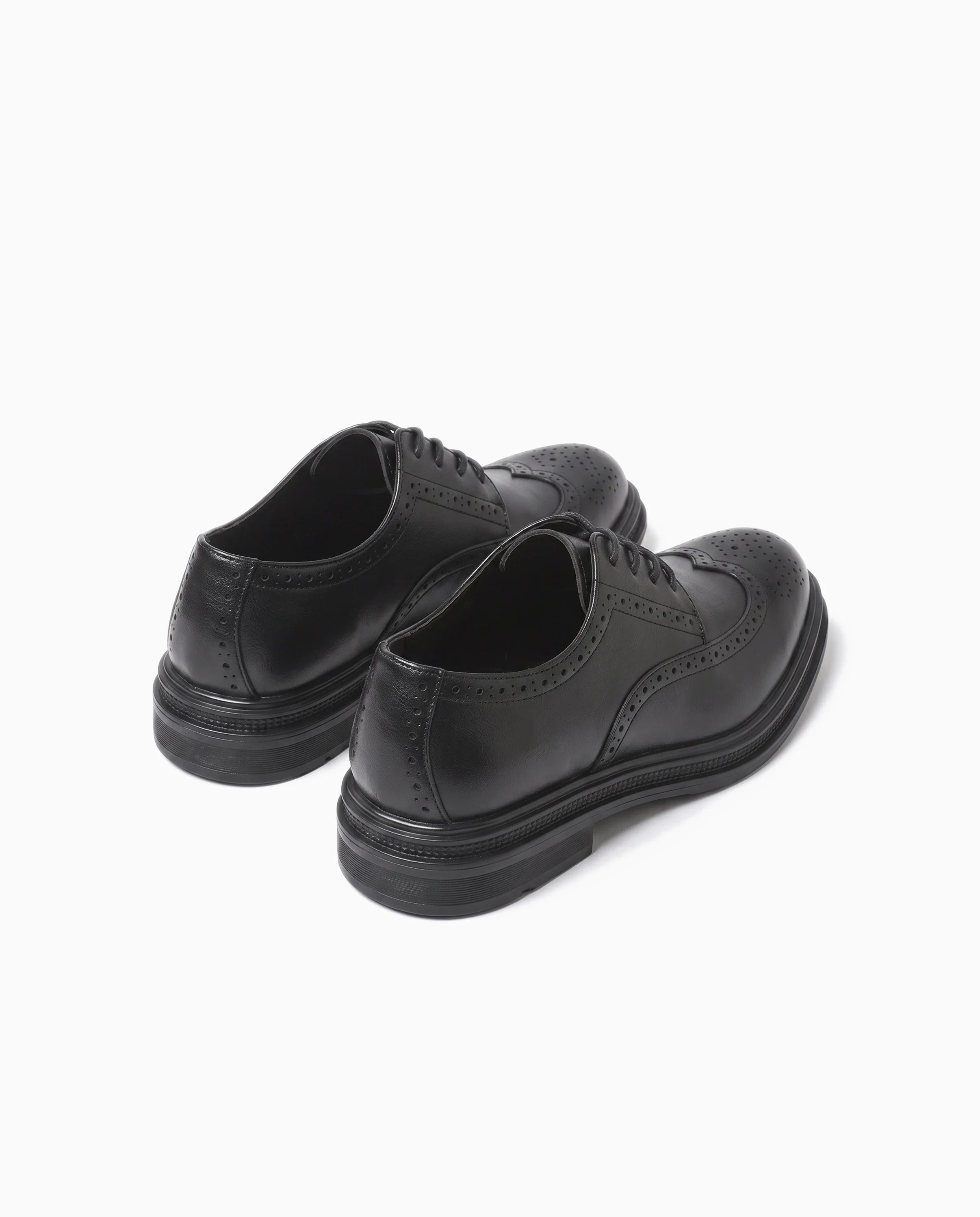 Herren Brogue Schnürschuhe mit Wingtip-Kappe, Schwarz – Rückansicht