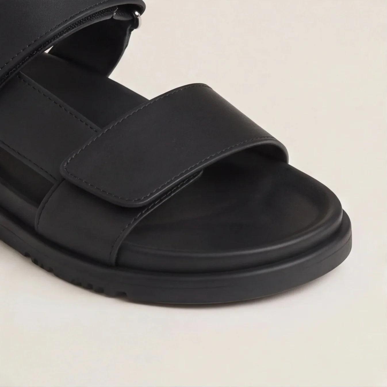 Herren Sandalen mit zwei Klettriemen und Fersenriemen Ansicht 2