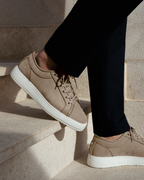Herren Schnürsneaker in Wildleder-Optik mit Weißer Sohle – Ansicht 6