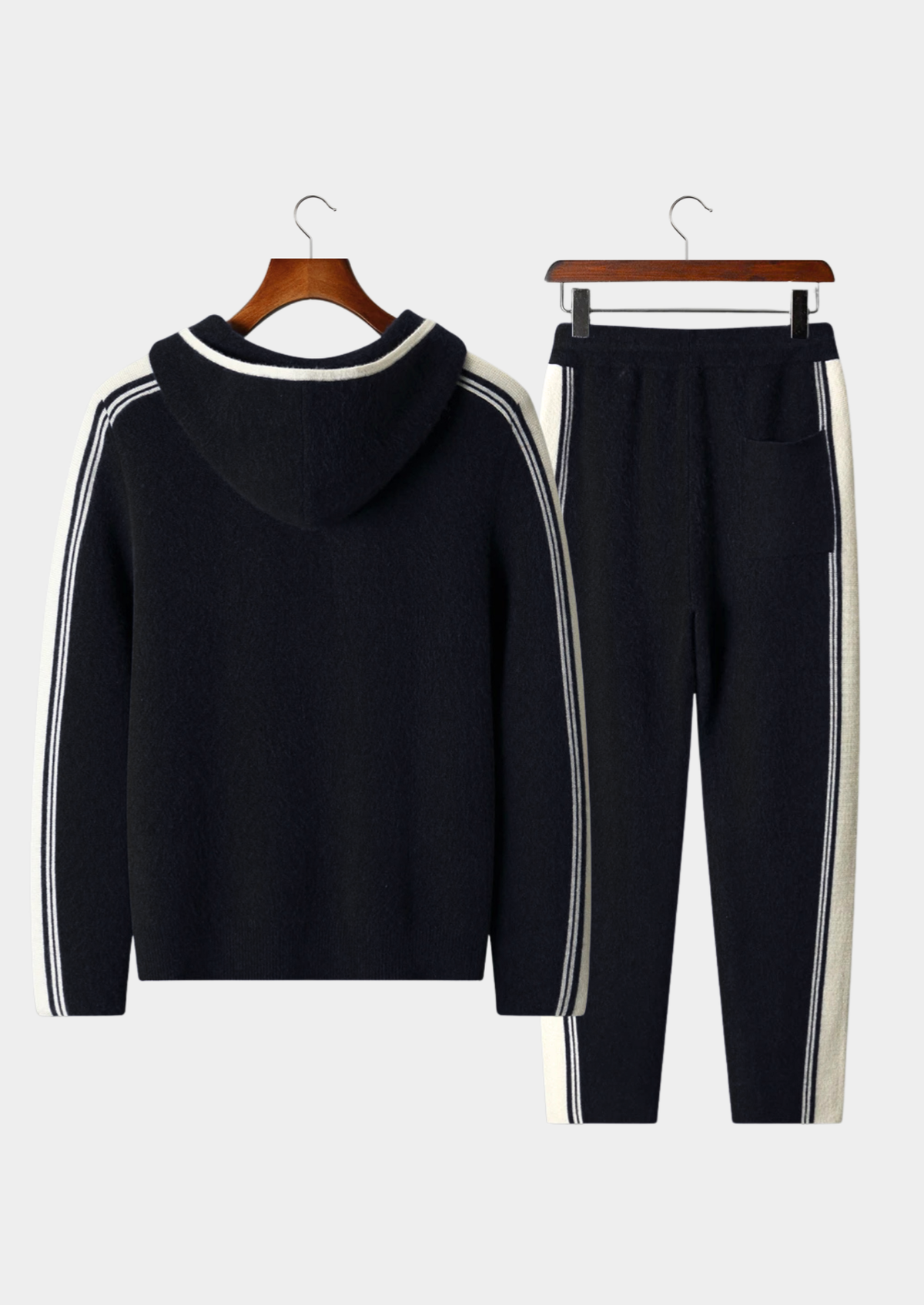 Herren Set mit Strickjacke mit Kontraststreifen und Hose – Ansicht 17