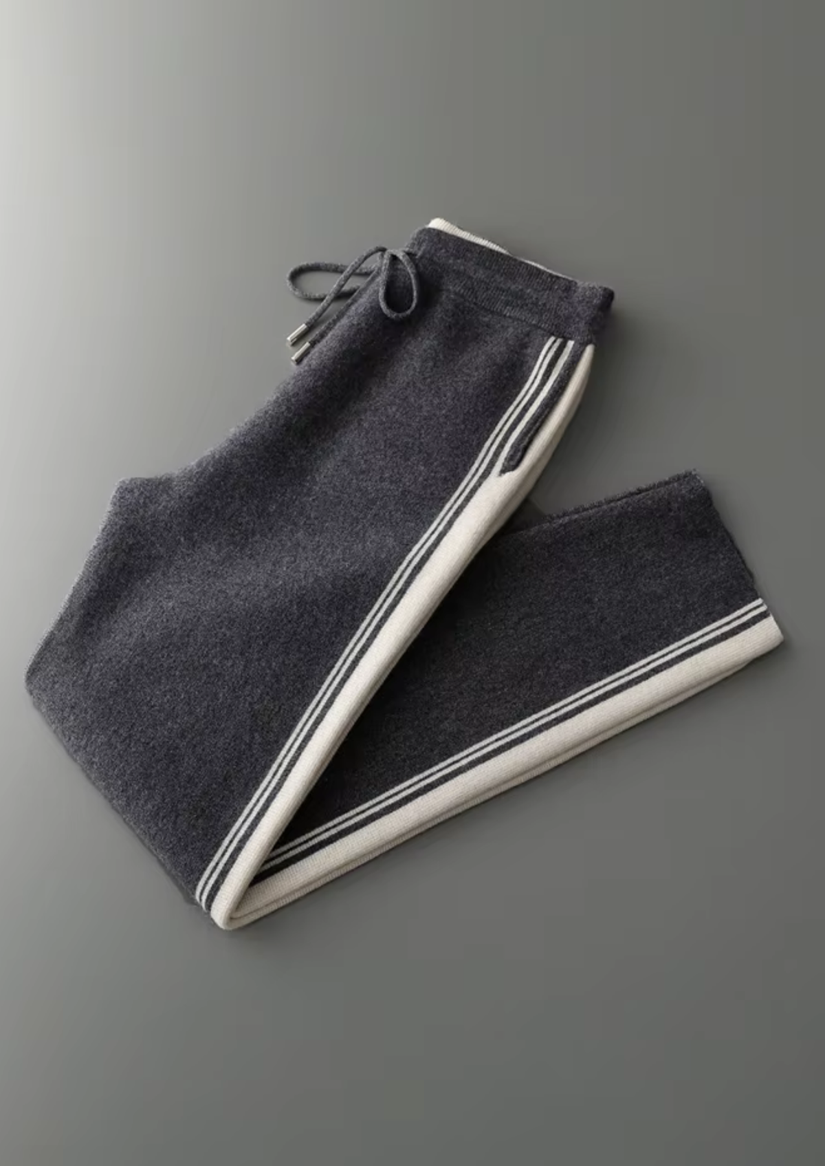 Herren Set mit Strickjacke mit Kontraststreifen und Hose – Ansicht 32