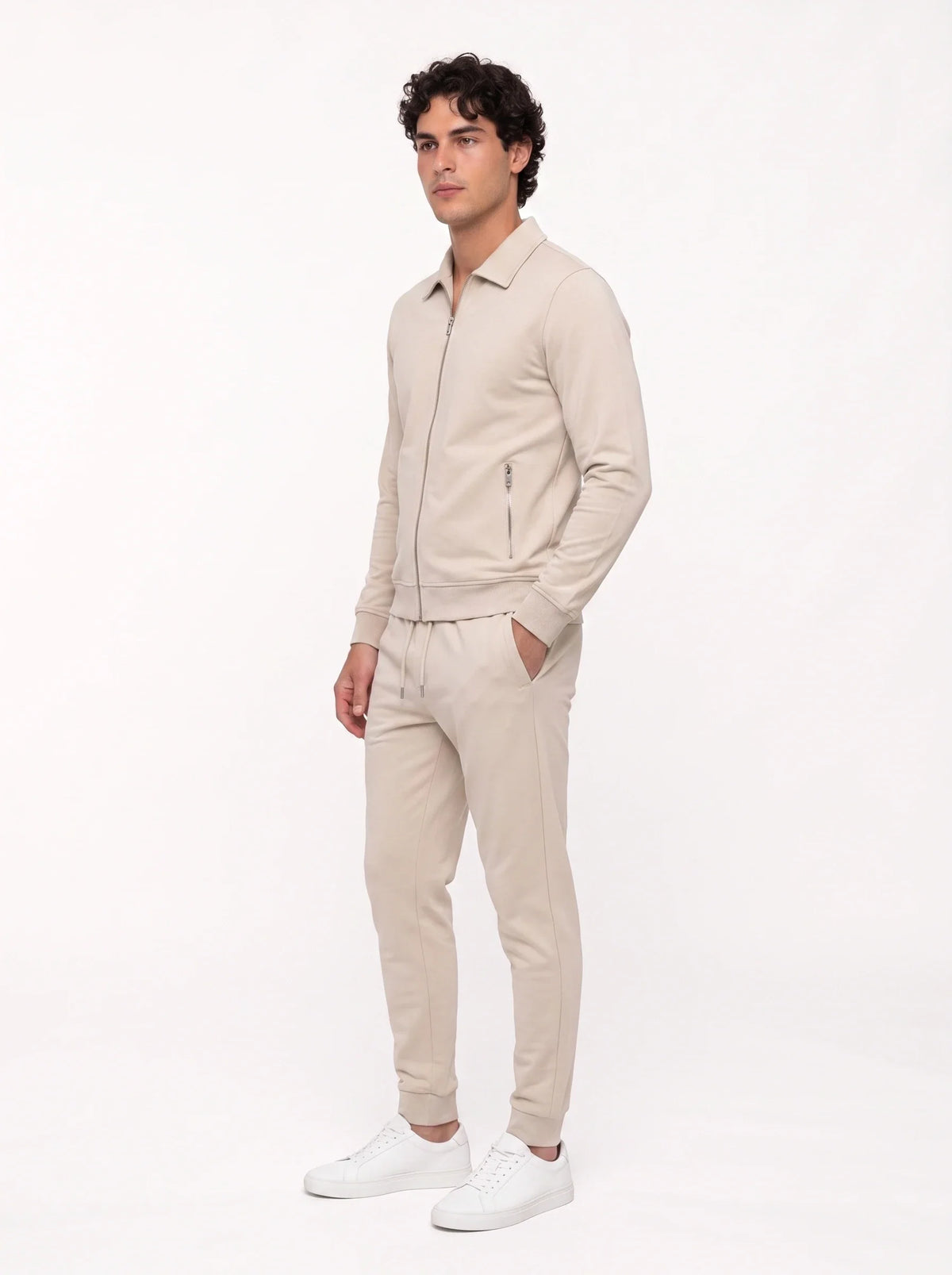 Herren Set mit Sweatjacke mit Kragen und Jogginghose – Ansicht 19