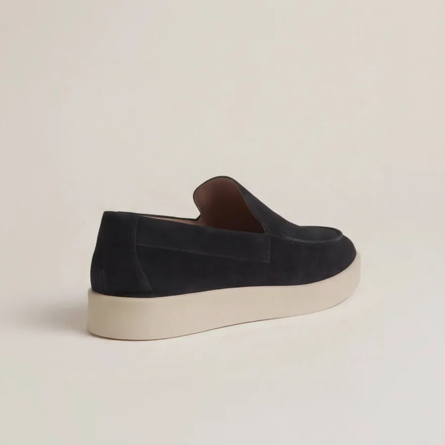 Herren Slipper in Veloursleder-Optik mit Plateausohle und Querpanel am Mittelfuß Ansicht 2