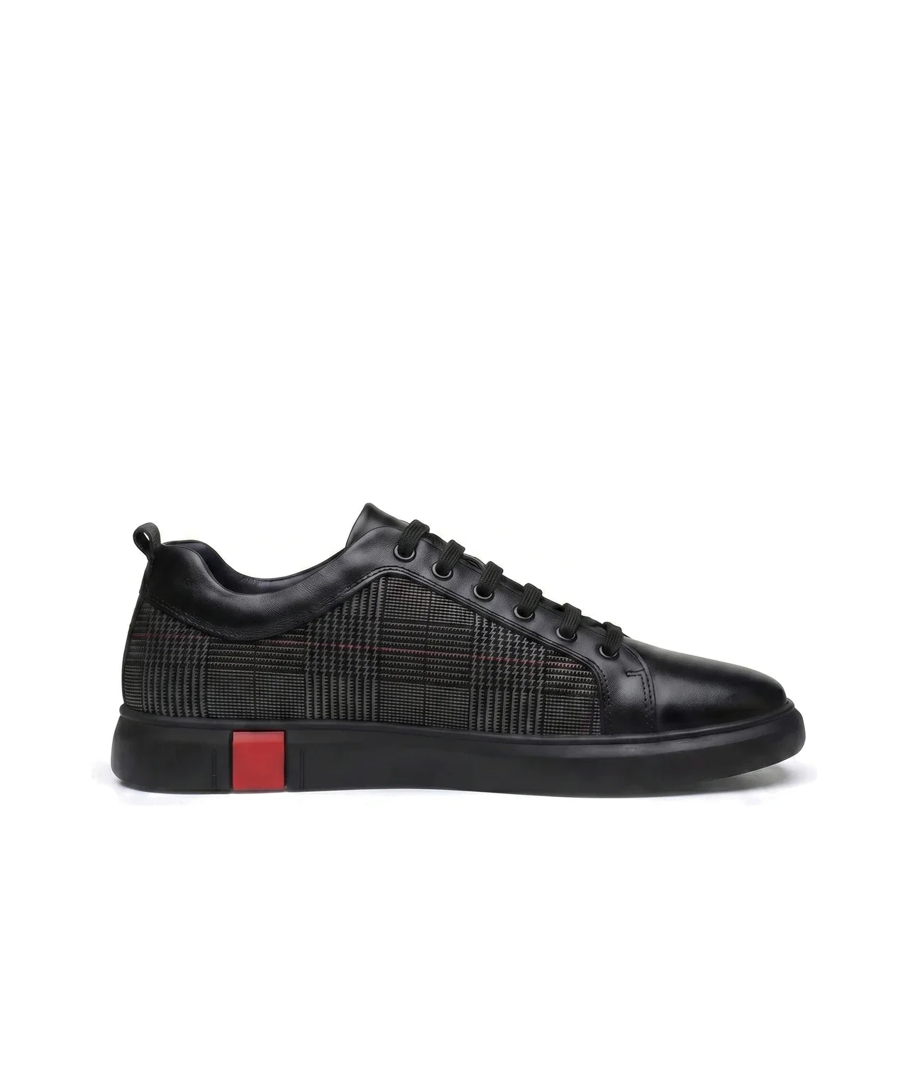 Herren Sneaker mit glatter Schaftpartie und Karopanel