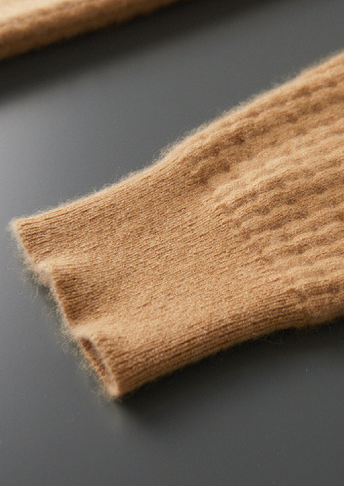 Herren Strickjacke mit Hemdkragen und Strukturmuster – Ansicht 9