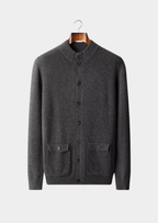 Herren Strickjacke mit Knopfleiste und Pattentaschen