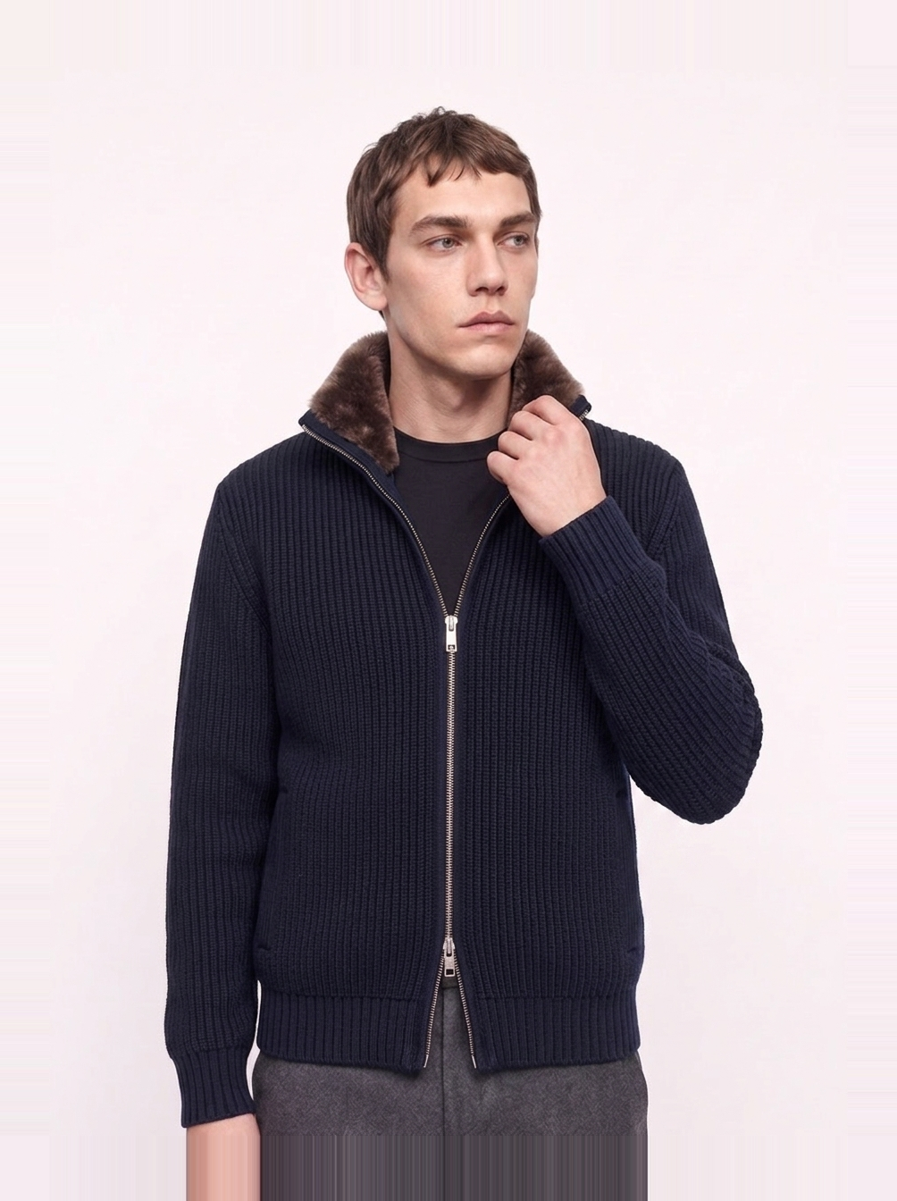 Herren Strickjacke mit Reißverschluss und Abnehmbarem Fellkragen – Ansicht 5