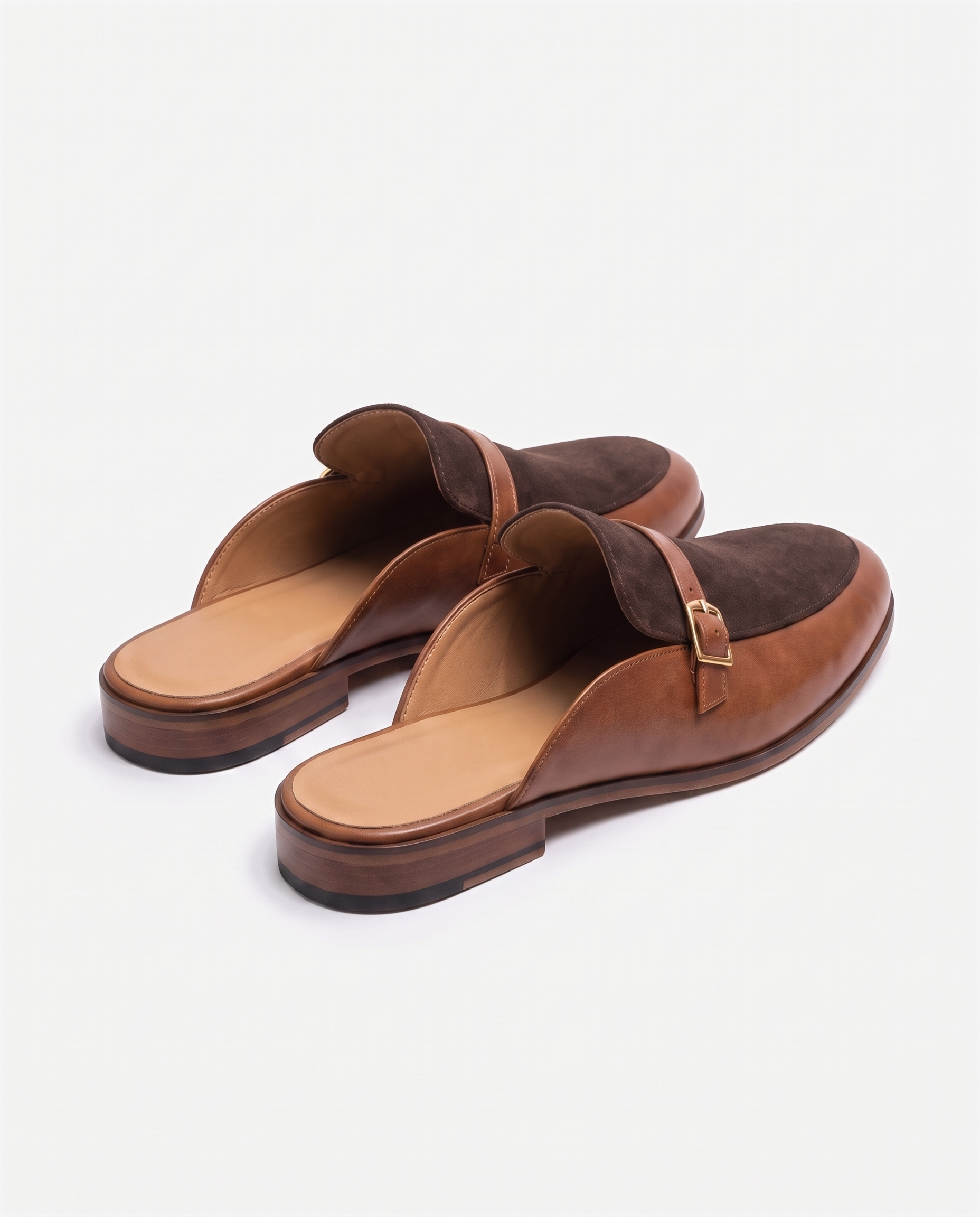 Herren Wildleder Slipper Mules mit Zierschnalle, Braun – Rückansicht