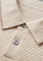 Herren Feinstrick-Poloshirt mit Kontrastpaspel und Kurzen Ärmeln