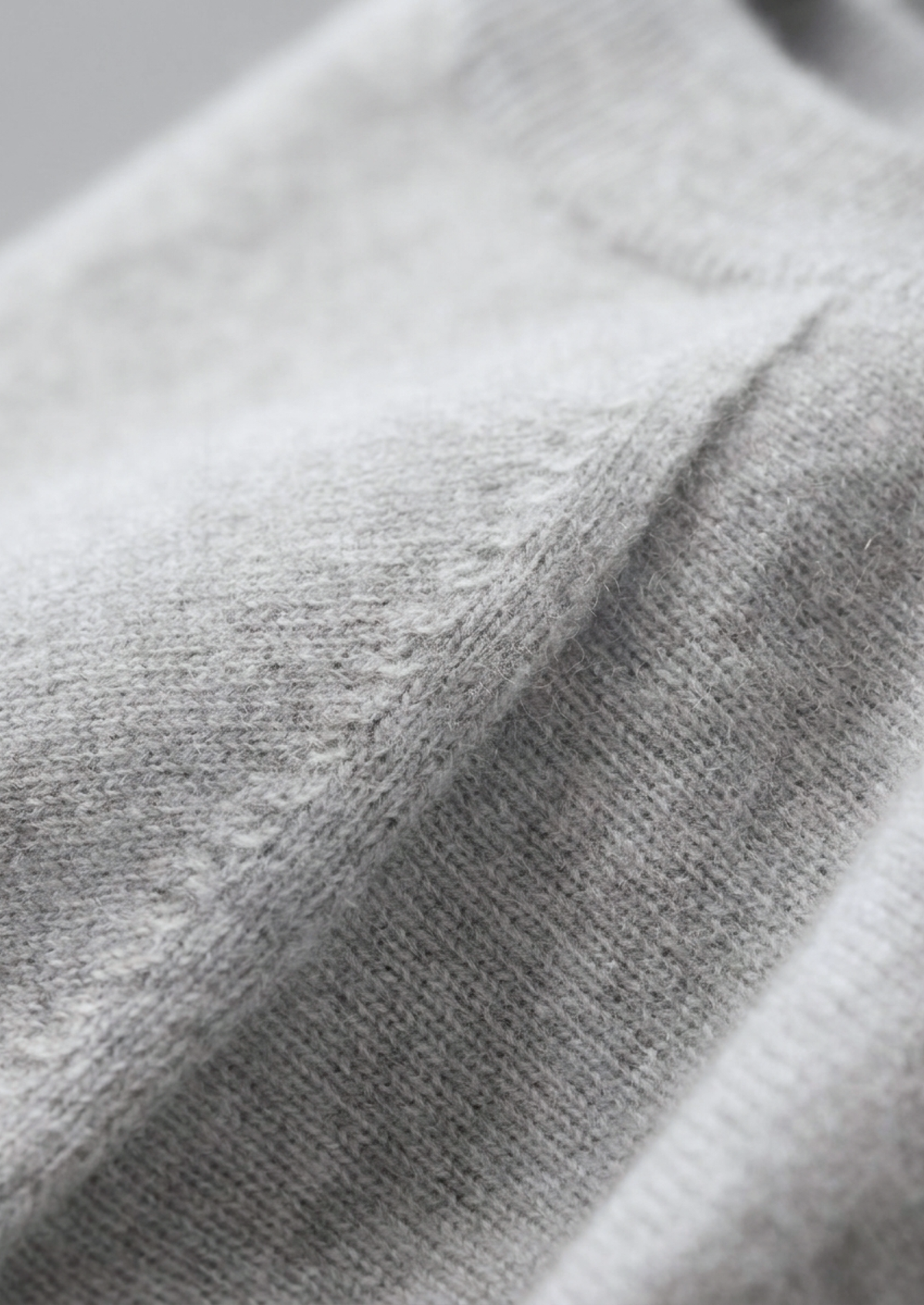 Herren Feinstrick-Shirt mit Rundhalsausschnitt und Kurzen Ärmeln