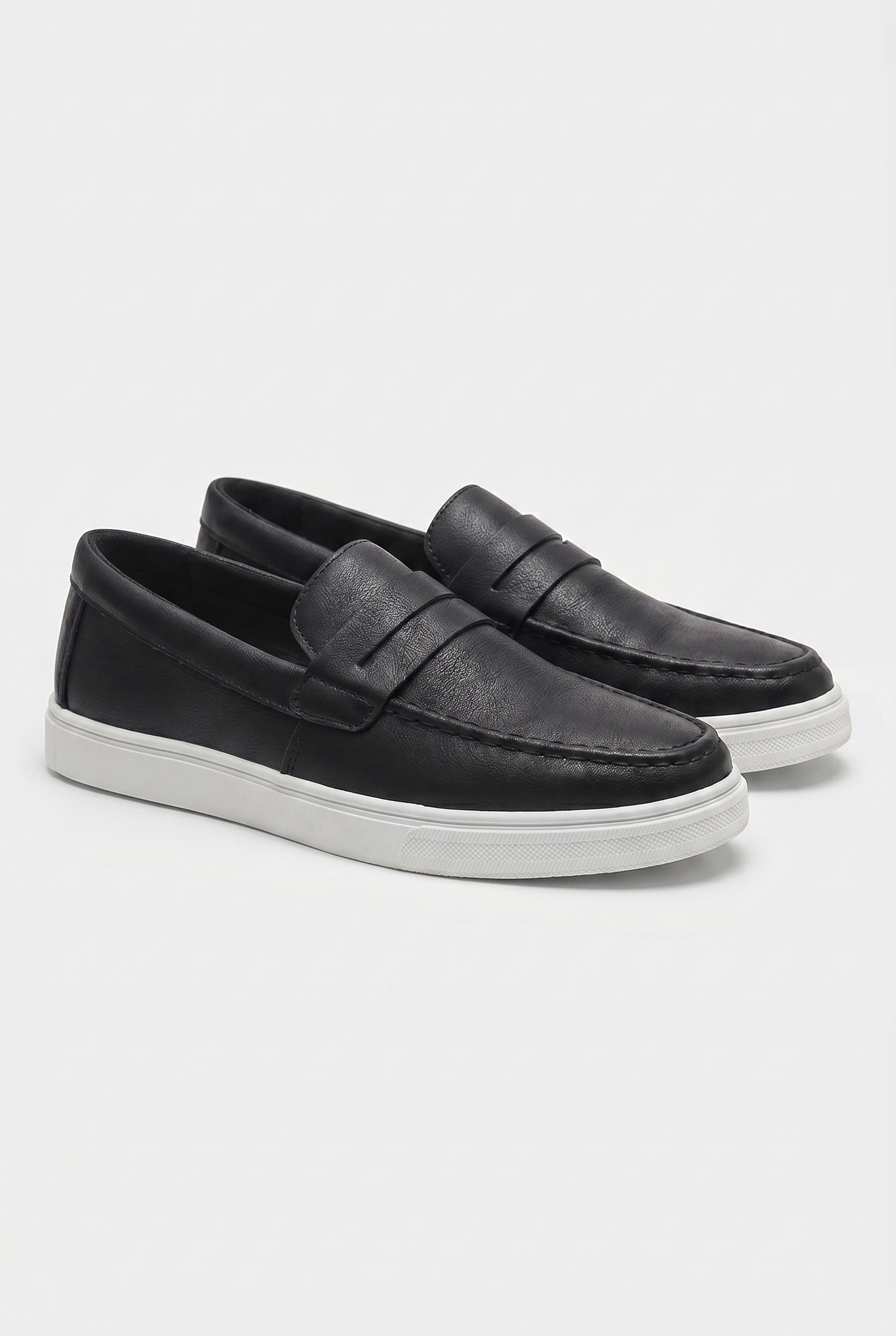 Herren Penny Loafer mit Plateausohle und genarbter Oberfläche
