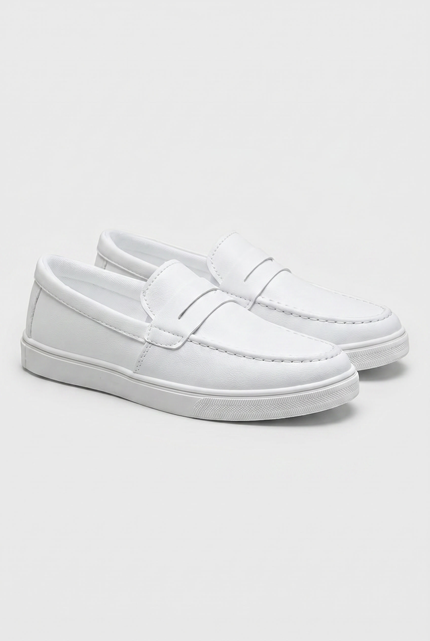 Herren Penny Loafer mit Plateausohle und genarbter Oberfläche