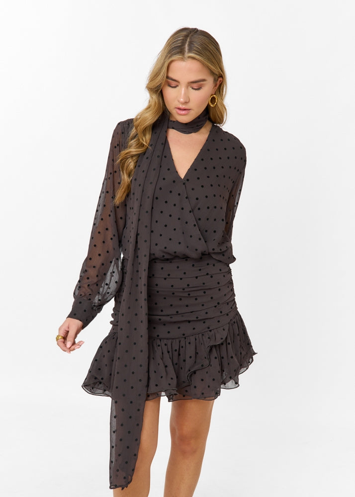 Damen Minikleid mit Langen Ärmeln, Wickelschnitt und Volant am Saum Ansicht 7
