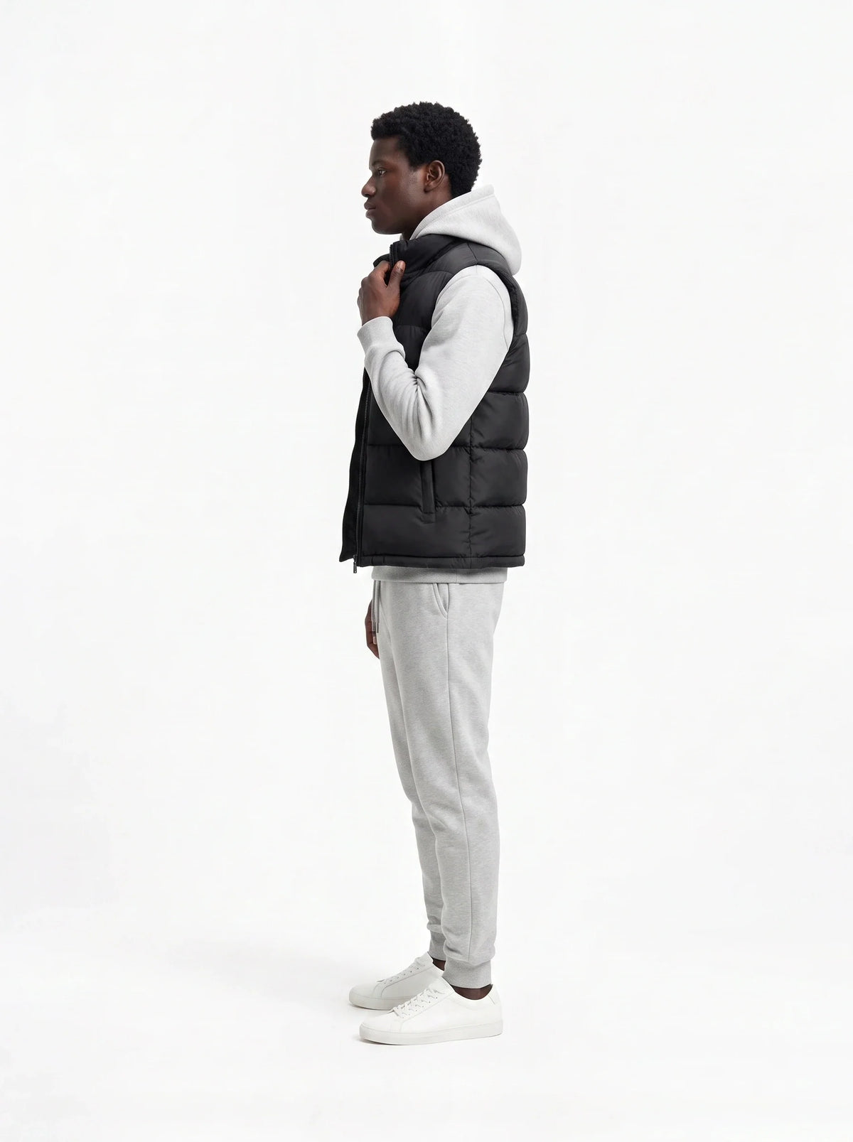 Herren Hoodie, Gesteppte Weste und Joggerhose Set 10