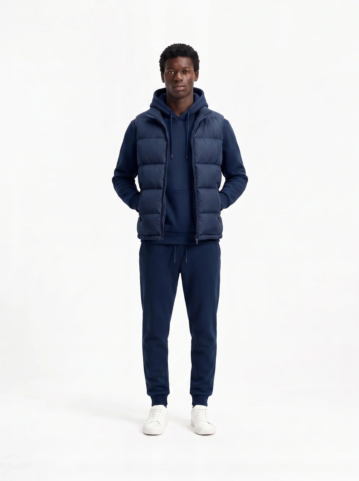 Herren Hoodie, Gesteppte Weste und Joggerhose Set 13