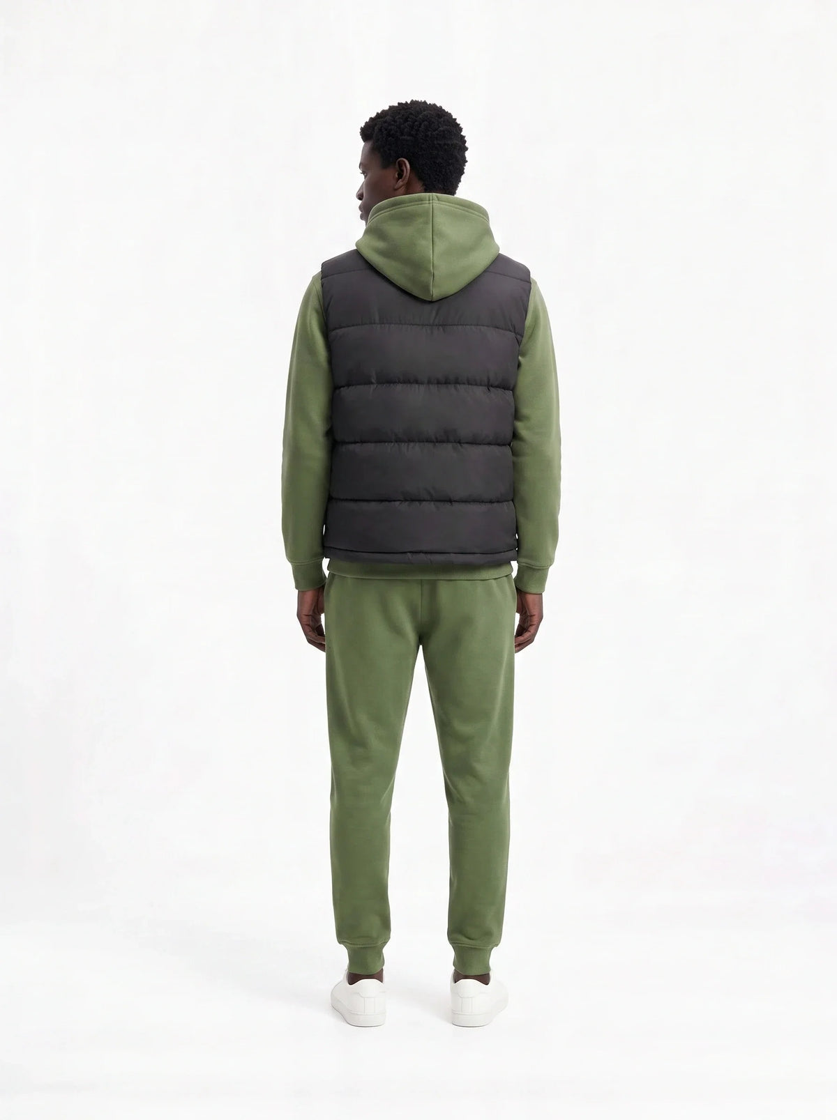 Herren Hoodie, Gesteppte Weste und Joggerhose Set 7