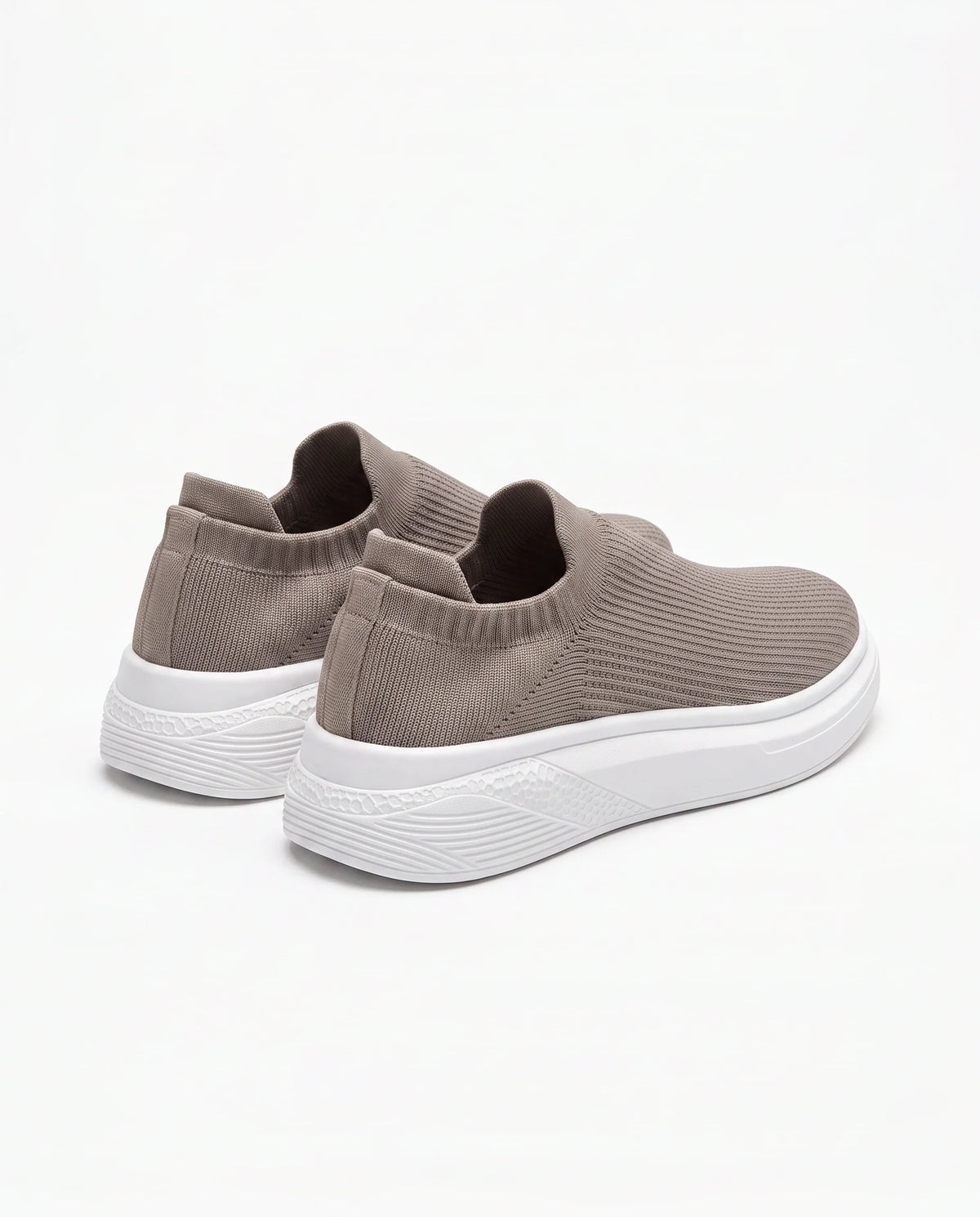 Herren Slip-On Sneaker aus Strick auf Dicker Weißer Sohle 19