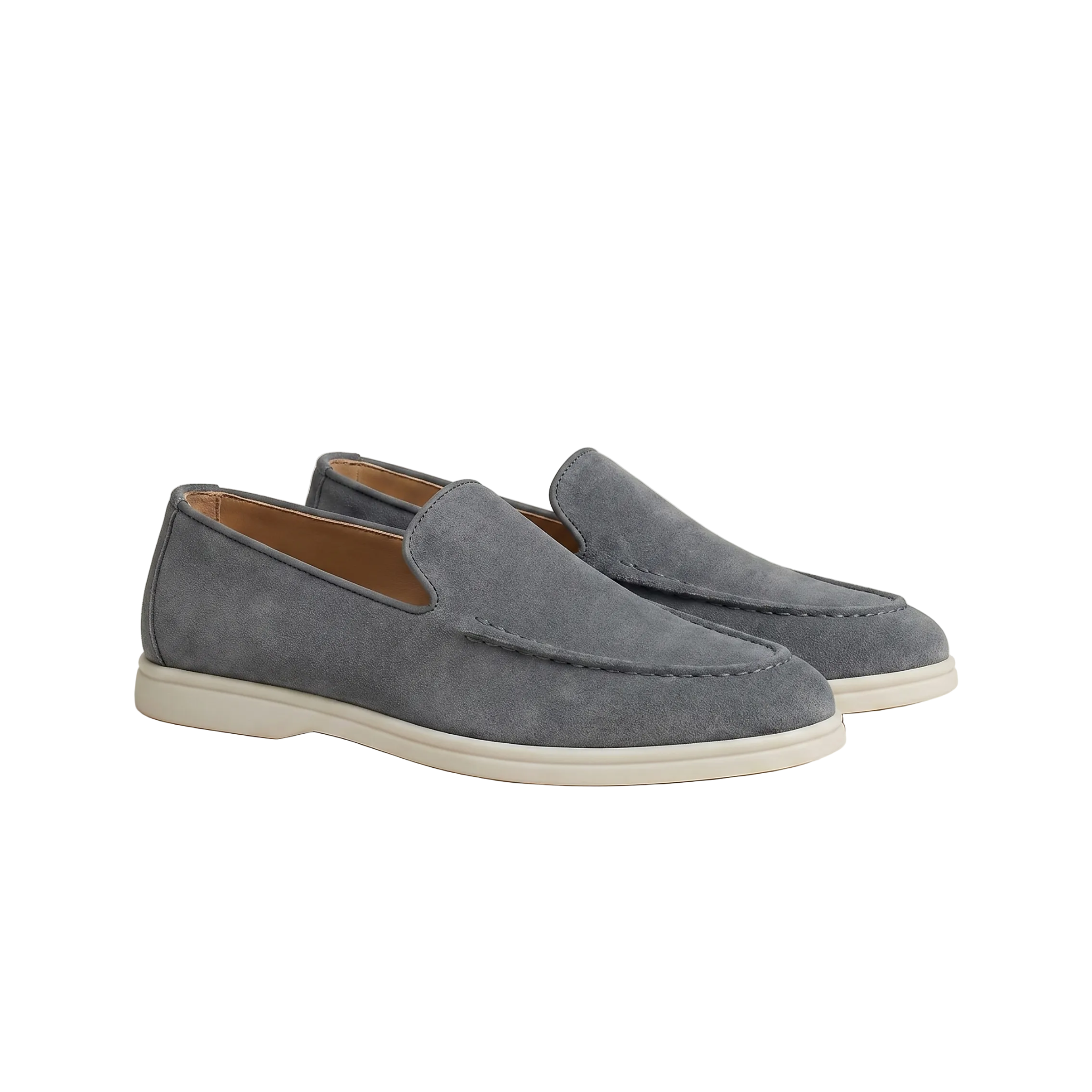 Herren Wildleder Loafer mit weißer Gummisohle und Ziernaht – Produktaufnahme vor weißem Hintergrund (Bild 11 von 14)